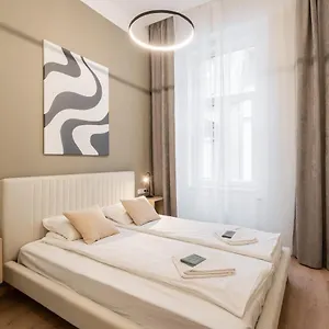  Apartamento N36- Boutique Apartments, Location, By Bqa Hungría